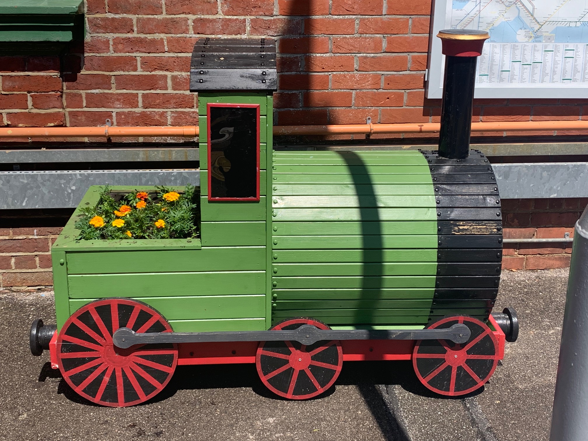 Arriving on Platform 1 !